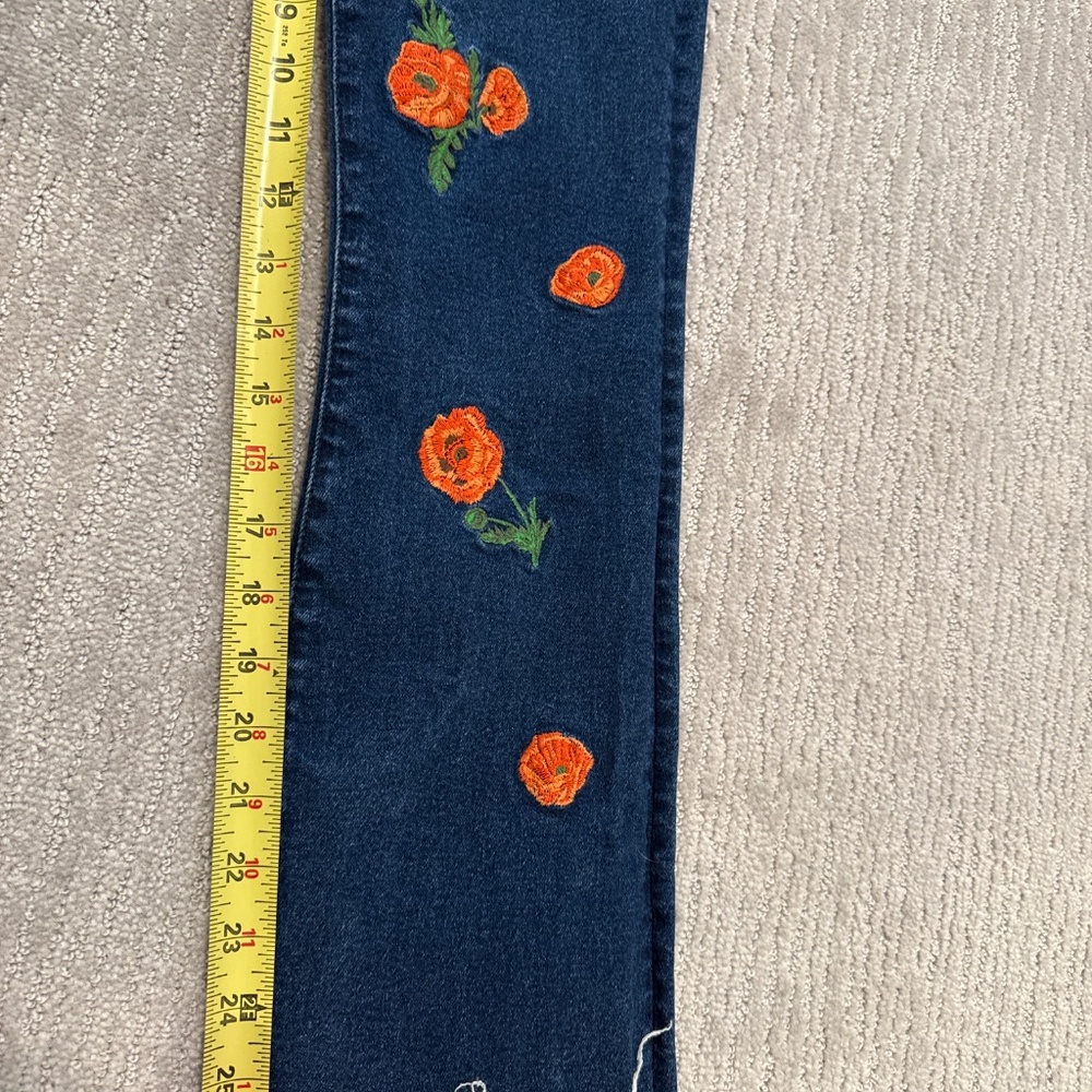 Mother Hustler Ankle Fray Embroidered Jeans - Picture 6 of 6